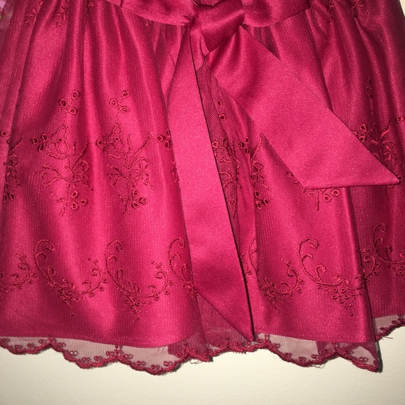 🎄NWT🎄12M Red Holiday Dress - Picture 3 of 7